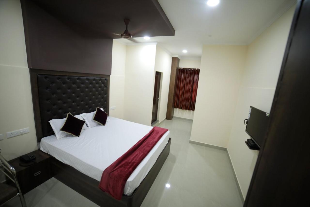 Shivalaya Residency Thrissur Exterior foto